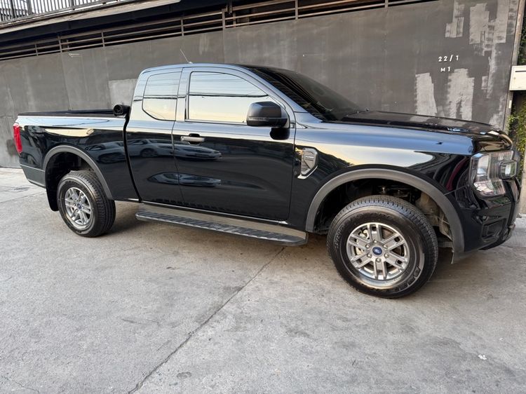 รถ Ford Ranger 2.0 Hi-Rider XLT สี ดำ