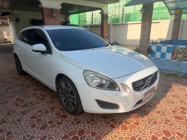Volvo V60 2013 1.6 Drive เบนซิน ไม่ติดแก๊ส เกียร์อัตโนมัติ ขาว รูปที่ 2