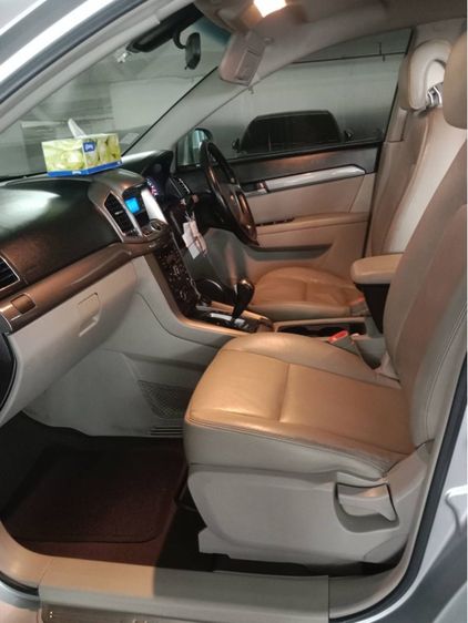 Chevrolet Captiva 2011 2.4 LT 4WD Utility-car เบนซิน ไม่ติดแก๊ส เกียร์อัตโนมัติ บรอนซ์เงิน รูปที่ 4