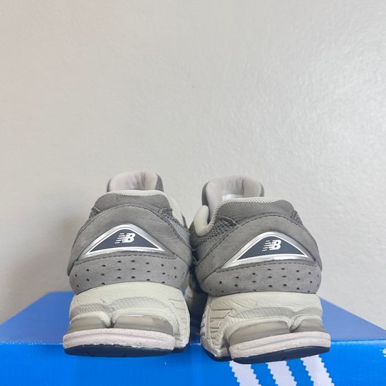 New balance2002R 37.5 มือสอง รูปที่ 3