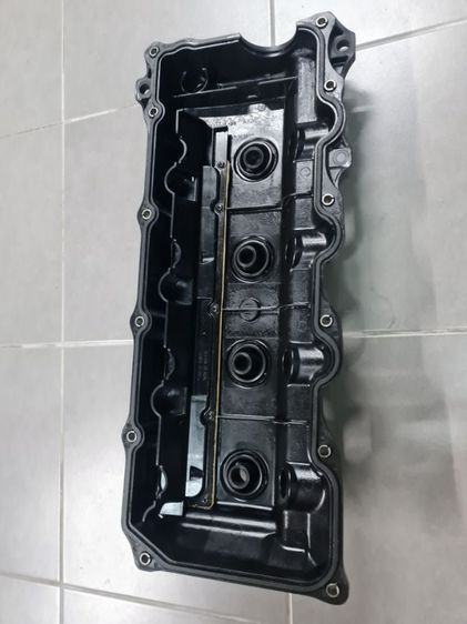 ขายฝาครอบวาล์วแท้ Fortuner 3.0 V 4x4 2006 รูปที่ 6