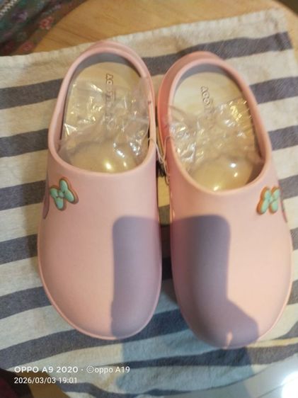 ขายรองเท้า รูปที่ 2