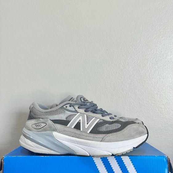 ไม่ระบุ เทา รองเท้าวิ่ง New balance 38.5 มือสอง