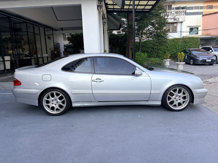 Mercedes-Benz CLK-Class 2001 CLK200 Kompressor Sedan เบนซิน ไม่ติดแก๊ส เกียร์อัตโนมัติ บรอนซ์เงิน รูปที่ 2