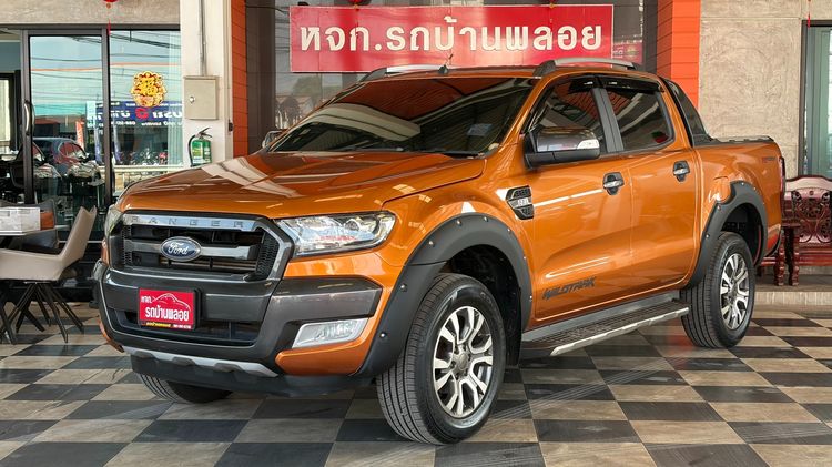 รถ Ford Ranger 2.2 Hi-Rider Wildtrak สี ส้ม