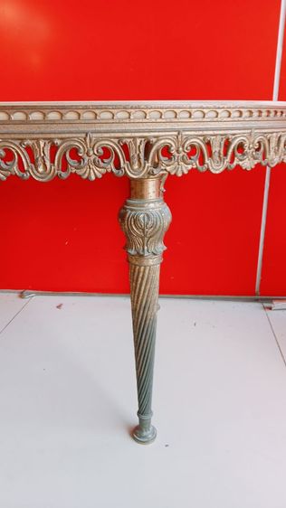 โต๊ะ หน้าท็อปหินอ่อน Louis XVI style oval coffee table

 รูปที่ 6