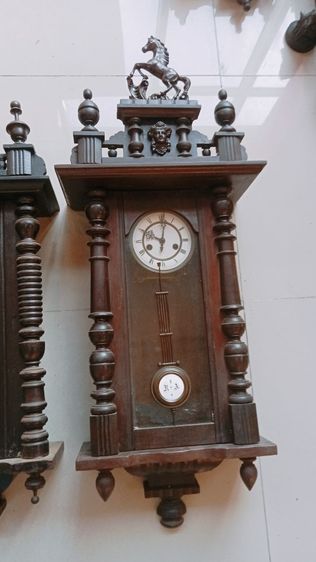 นาฬิกาเเขวน ไขลาน ลอนดอน หน้ากระเบื้อง ขายคู่ 2เรือน 14,000 บาท
มารับเองตึกแดงตรงข้ามสวนจตุจักร
 รูปที่ 5