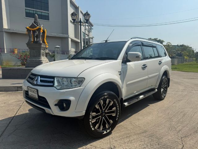 Mitsubishi Pajero Sport 2014 3.0 GT Van เบนซิน LPG เกียร์อัตโนมัติ ขาว รูปที่ 4