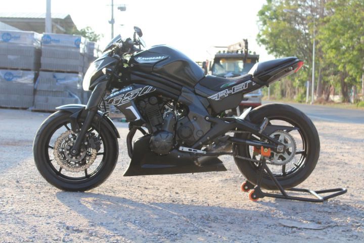 Kawasaki ER6n รูปที่ 5