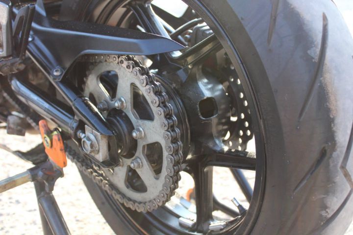 Kawasaki ER6n รูปที่ 11