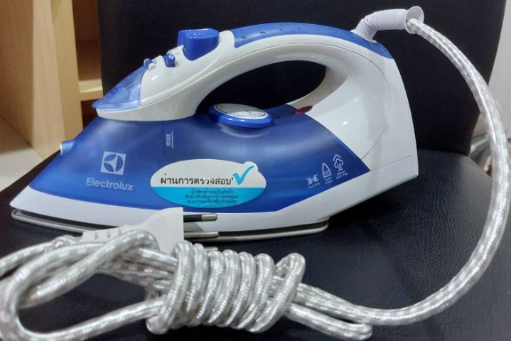 เตารีดไอน้ำ