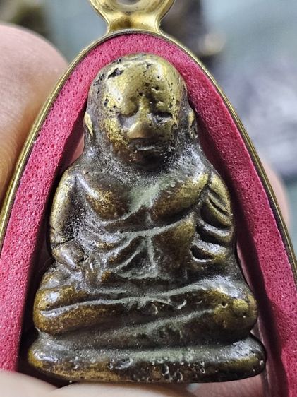 หลวงพ่อเงิน วัดบางคลาน พิมพ์ขี้ตาห้าชาย