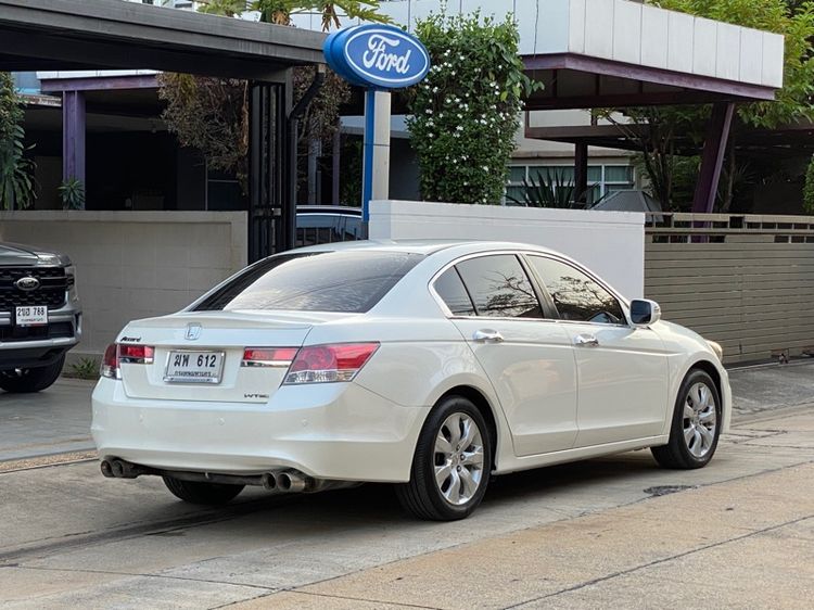 Honda Accord 2013 2.0 EL i-VTEC Sedan เบนซิน ไม่ติดแก๊ส เกียร์อัตโนมัติ ขาว รูปที่ 4
