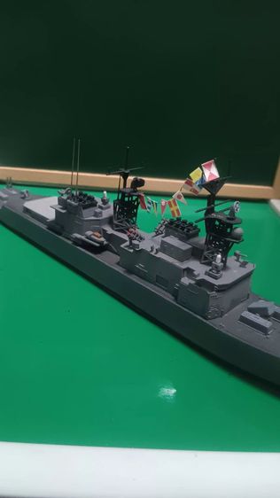 U.S ship, Ticonderaluca, Spruand class,พลาสติกโมเดลประกอบ รูปที่ 12