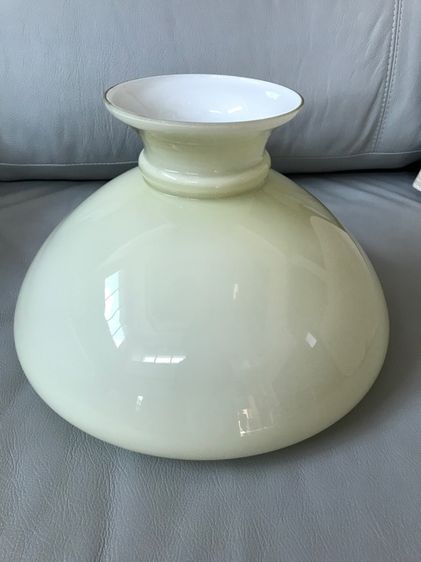 โป๊โคมไฟแก้วของอังกฤษ