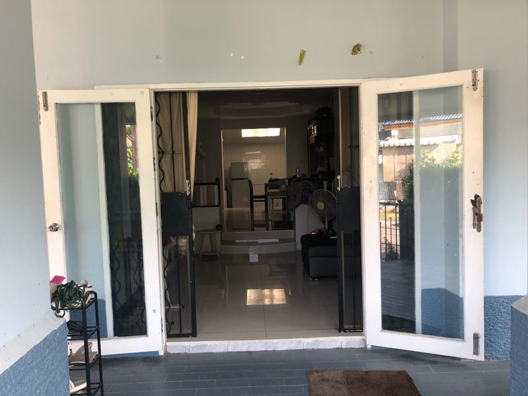 อื่นๆ มีบางส่วน สร้างเสร็จก่อน 2010 บ้านแฝด 2 ชั้น พื้นที่ 150 ตรม.3 ห้องนอน 3 ห้องน้ำ พร้อมอยู่  รูปที่ 4