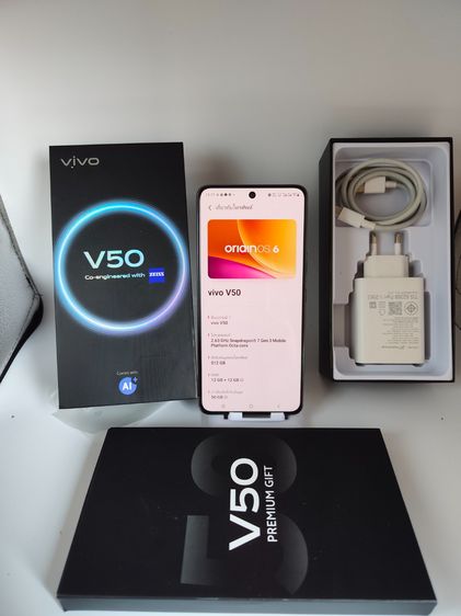 อื่นๆ มากกว่า 512 GB Vivo v50