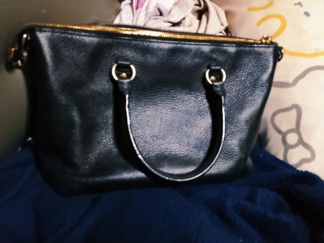 กระเป๋า coach mini emma satchel แท้ (มือสอง) สภาพดี รูปที่ 2