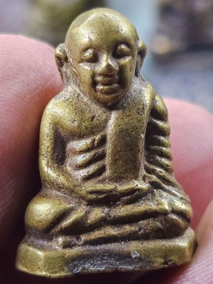 หลวงพ่อเงินปี 2515 วัดท่าบัวทอง อ.โพธิ์ประทับช้าง  รูปที่ 3