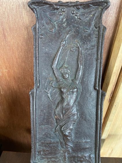 แผ่นเหล็กหล่อ สะสม รูปที่ 2