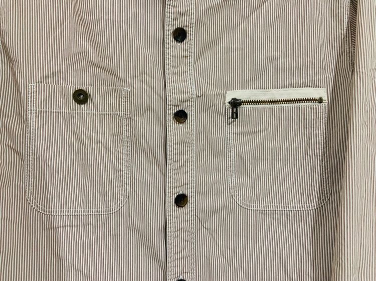 เสื้อเชิ้ต Hush Puppies แท้ 💯 size L วัดจริงขนาด อก 21.5 ยาว 28 นิ้ว สภาพใหม่มาก ทรงสวย ดีเทลสวย ตัดเย็บดีมาก เนื้อผ้านิ่มมาก รูปที่ 2