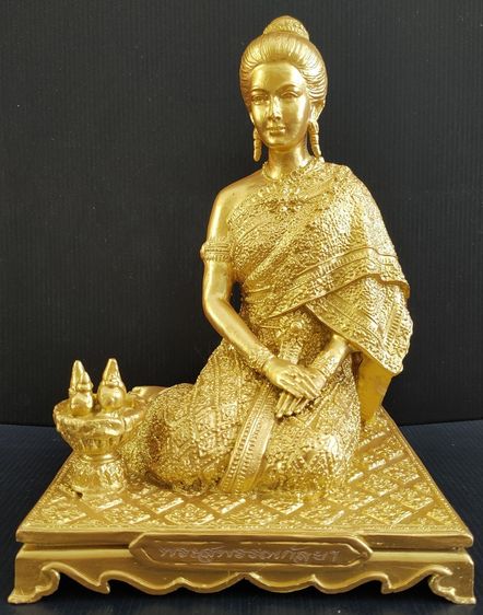 พระสุพรรณกัลยา วัดราชสิทธาราม (วัดพลับ) กทม