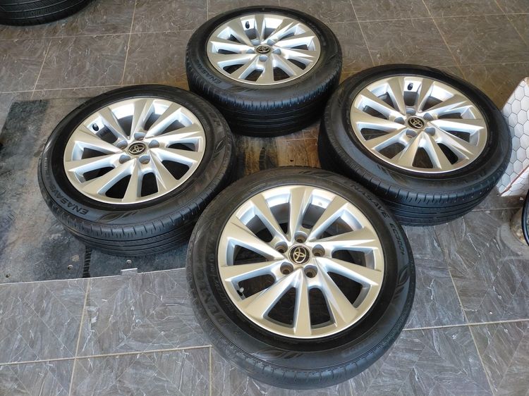 แม็กโตโยต้า ขอบ17 พร้อมยางดันลอป 215 55 17 ปี24 แม็กสีเดิมไม่ดุ้งไม่คดไม่แตกพร้อมยางสวยทุกเส้นตามรูปใส่ camry chr innova revo vigo13500 รูปที่ 15