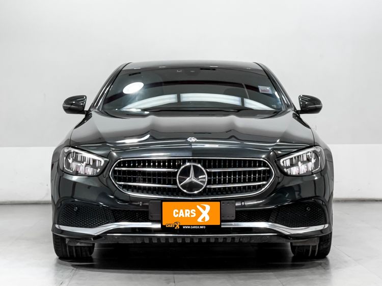 Mercedes-Benz E-Class 2021 E300 Sedan ปลั๊กอินไฮบริด (PHEV) ไม่ติดแก๊ส เกียร์อัตโนมัติ เทา รูปที่ 3