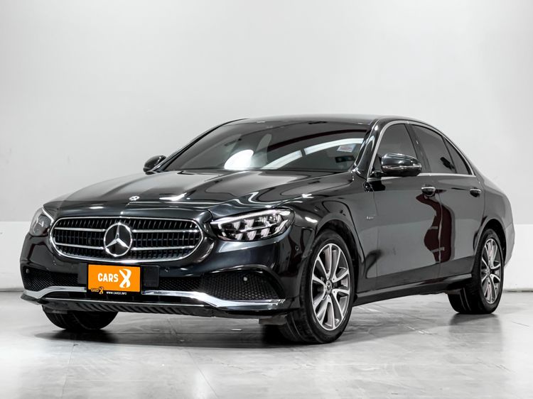 Mercedes-Benz E-Class 2021 E300 Sedan ปลั๊กอินไฮบริด (PHEV) ไม่ติดแก๊ส เกียร์อัตโนมัติ เทา รูปที่ 2