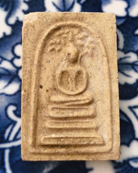 พระสมเด็จพิมพ์ใหญ่วัดระฆังเนื้อเก่าแห้งสวยค่ะ(16) รูปที่ 9