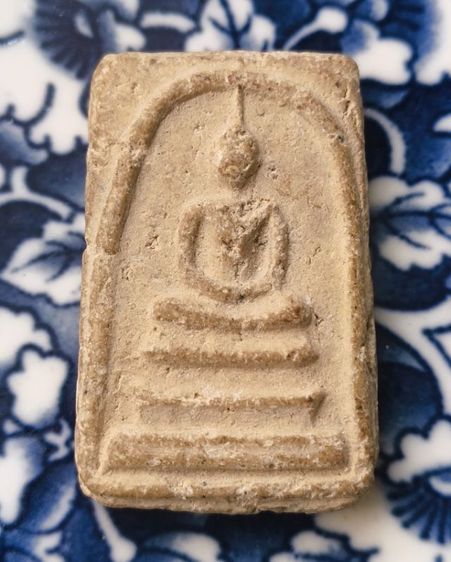 พระสมเด็จพิมพ์ใหญ่วัดระฆังเนื้อเก่าแห้งสวยค่ะ(19) รูปที่ 13