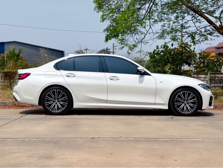 BMW Series 3 2022 320d ดีเซล เกียร์อัตโนมัติ ขาว รูปที่ 4