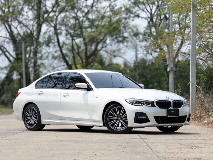 BMW Series 3 2022 320d ดีเซล เกียร์อัตโนมัติ ขาว รูปที่ 3