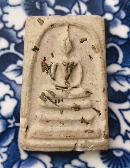 พระสมเด็จพิมพ์ใหญ่เนื้อเก่าค่ะ(2) รูปที่ 12