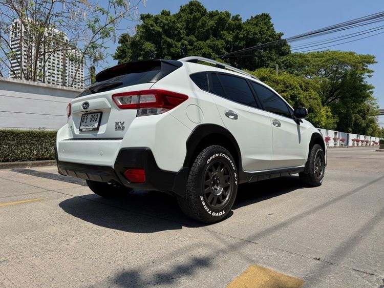Subaru XV 2021 2.0 P 4WD Utility-car เบนซิน ไม่ติดแก๊ส เกียร์อัตโนมัติ ขาว รูปที่ 4