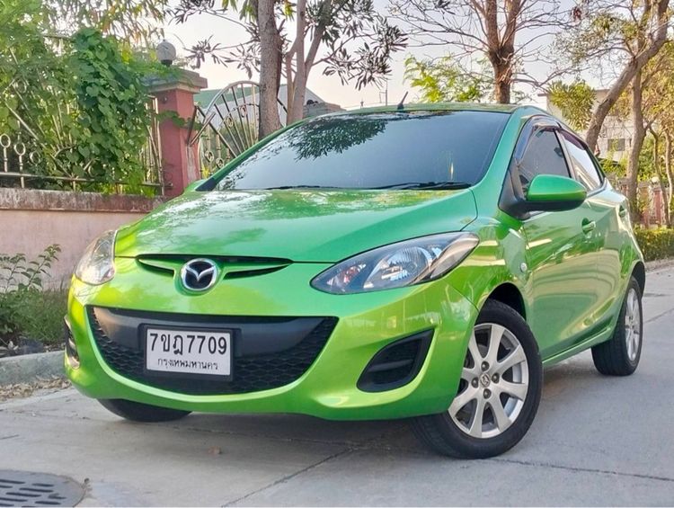 รถ Mazda Mazda 2 1.5 Sports Groove สี เขียว