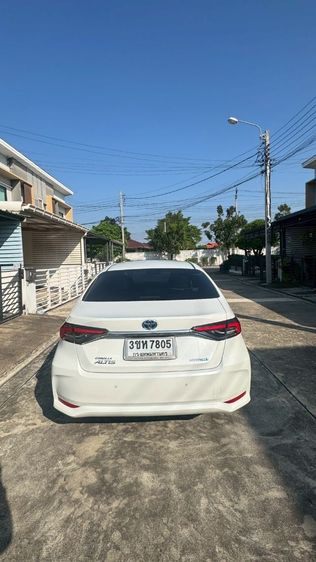 Toyota Altis 2019 1.8 Hybrid Premium Safety Sedan ไฮบริด เกียร์อัตโนมัติ ขาว รูปที่ 4