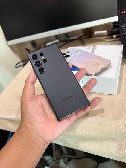 Samsung S23 Ultra 5G 256GB Phantom Black สภาพหล่อๆ จอแท้ เดิมๆ สอบถามเพิ่มเติมได้คัฟ