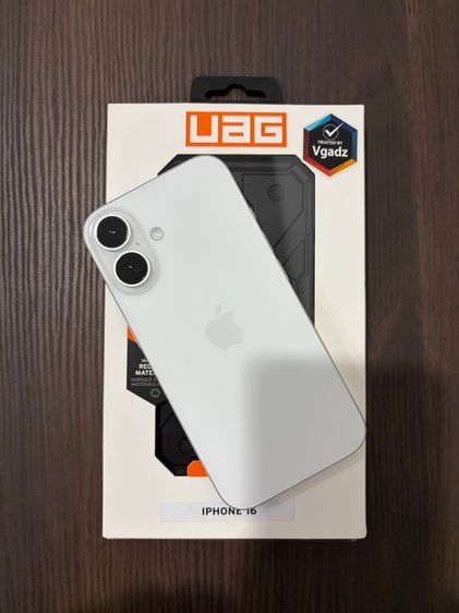 iPhone 16 ความจุ 128 GB ศูนย์ไทย สี White เครื่องสวยกริ๊บ ไม่เคยตก สภาพนางฟ้า ไม่มีรอย