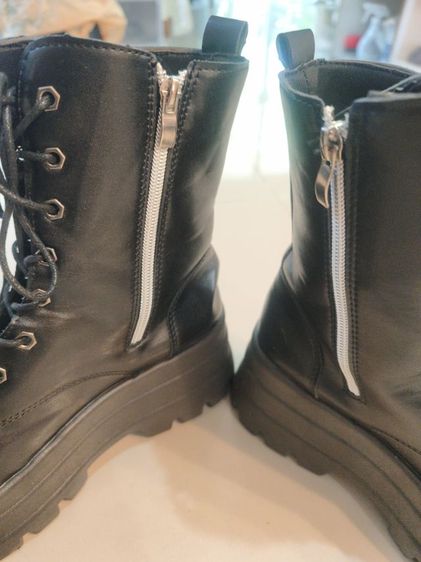 รองเท้าบูทหนังสีดำ มือสอง รูปที่ 5
