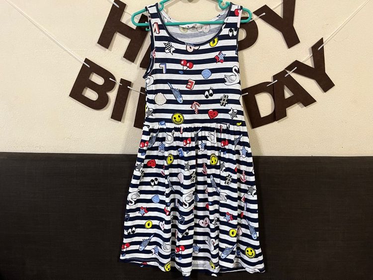 ชุดเดรส แบรนด์ Uniqlo hm sz120-130 รูปที่ 3
