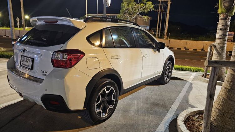 Subaru XV 2014 2.0 XV 4WD Sedan เบนซิน ไม่ติดแก๊ส เกียร์อัตโนมัติ ขาว รูปที่ 2