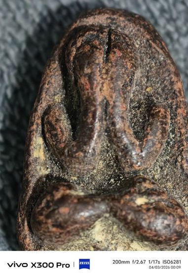 พระปิดตาเก่าที่บ้านคะไม่ทราบที่ รูปที่ 2