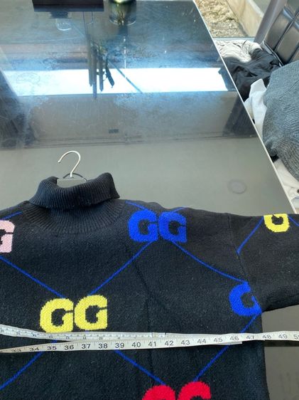 กุชชี่ เสื้อคอเต่าแขนยาว แต่งขาด สภาพใหม่เอี่ยม รูปที่ 8