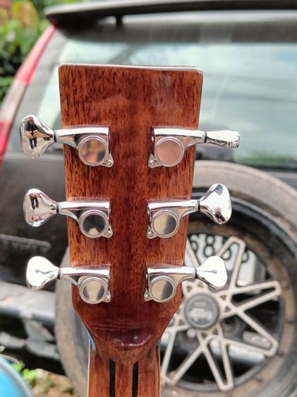 กีตาร์โปร่ง All solid พร้อมกระเป๋า รูปที่ 8