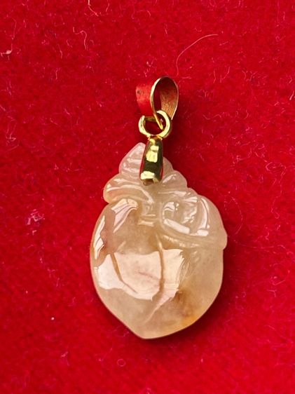 จี้หยกรูปลูกท้อ หยกน้ำผึ้ง ขั้วทองแท้