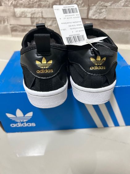 รองเท้า adidas  รูปที่ 5