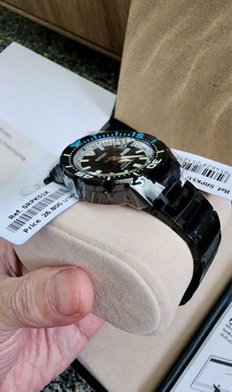 SEIKO PROSPEX MONSTER CLOUD PHENOMENON LIMITED EDITION STORM Ref SRPK51K1 สินค้ามือหนึ่งในซีล สภาพ 100 กล่องใบครบตามรูป รูปที่ 6