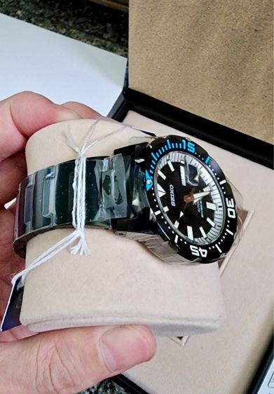 SEIKO PROSPEX MONSTER CLOUD PHENOMENON LIMITED EDITION STORM Ref SRPK51K1 สินค้ามือหนึ่งในซีล สภาพ 100 กล่องใบครบตามรูป รูปที่ 10