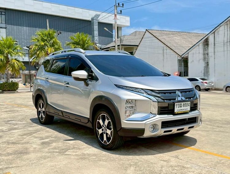 Mitsubishi Xpander 2020 1.5 Cross Utility-car เบนซิน ไม่ติดแก๊ส เกียร์อัตโนมัติ บรอนซ์เงิน รูปที่ 3